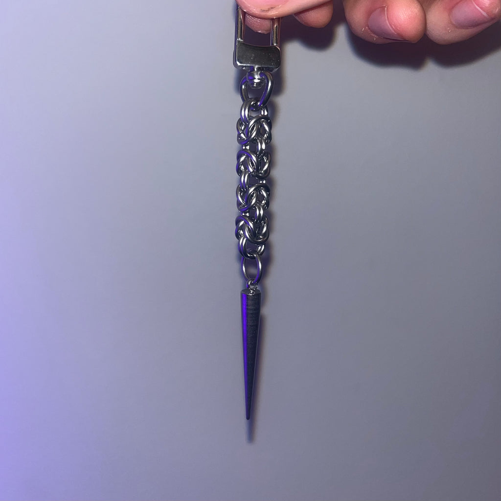 “thrash” chainmail keychain charm