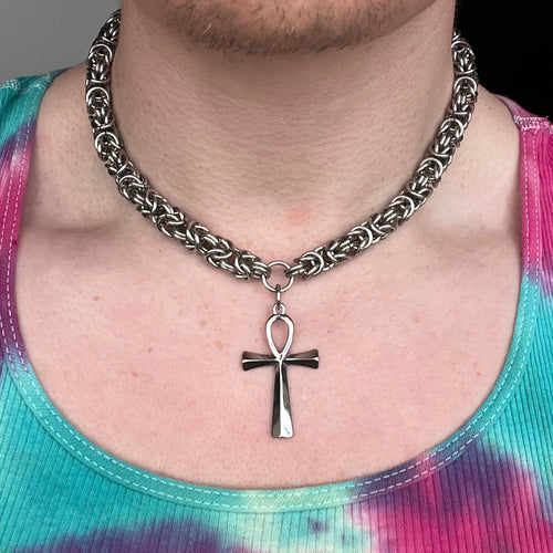 “anubis” chainmail choker