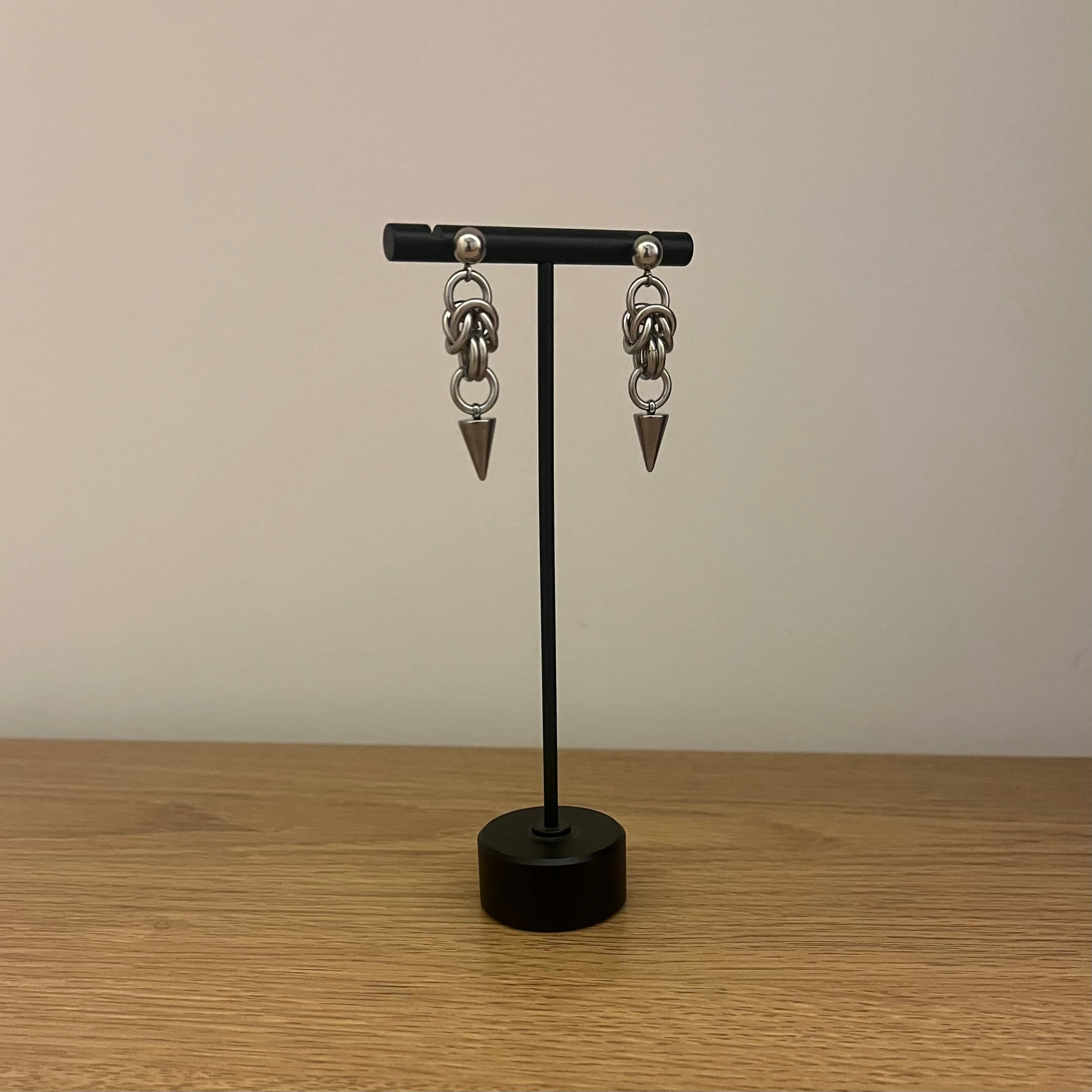 “grime” chainmail earrings